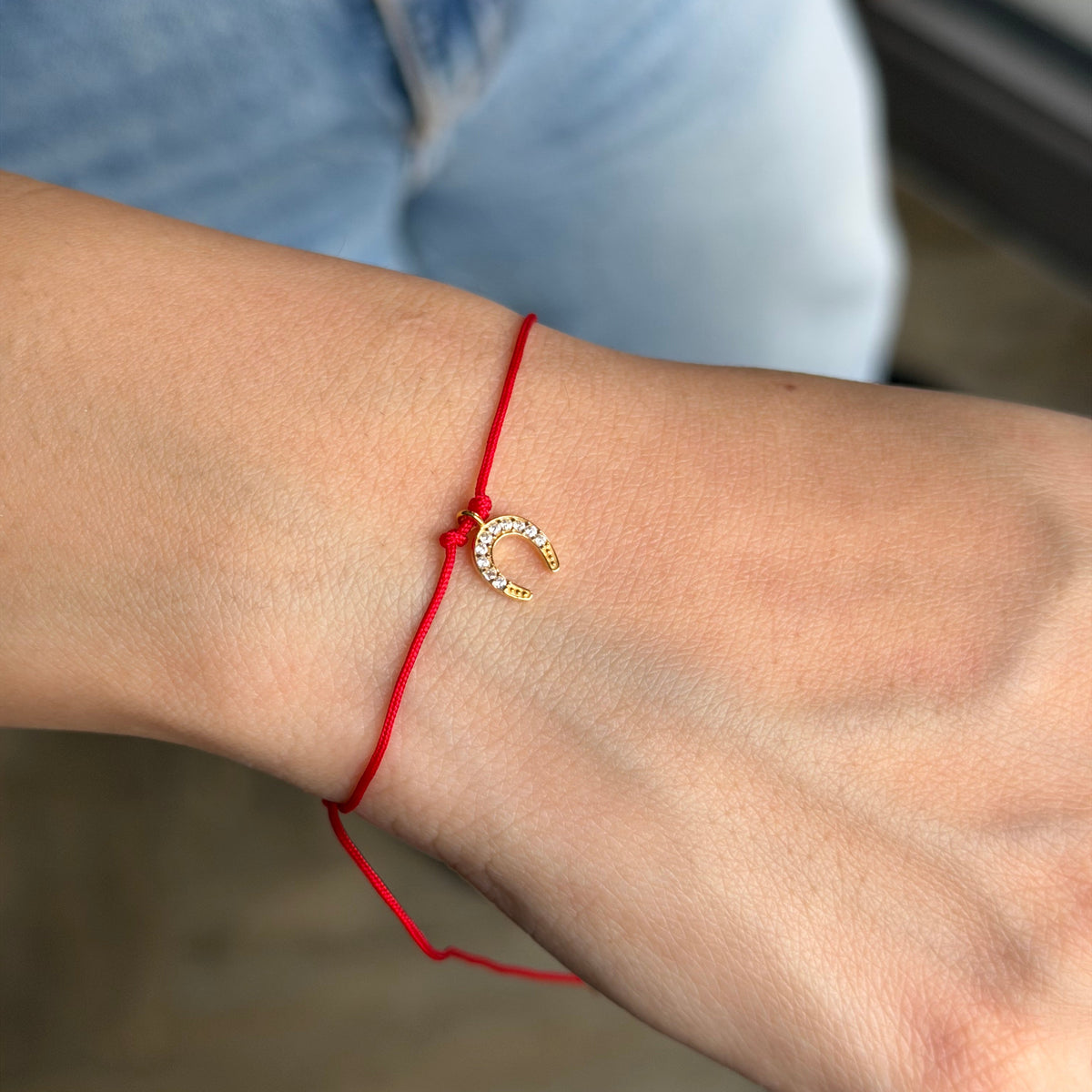 925 Gümüş| Kırmızı İpli Taşlı Nal Bileklik