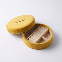 Hardal Sarısı Kadife Takı Kutusu